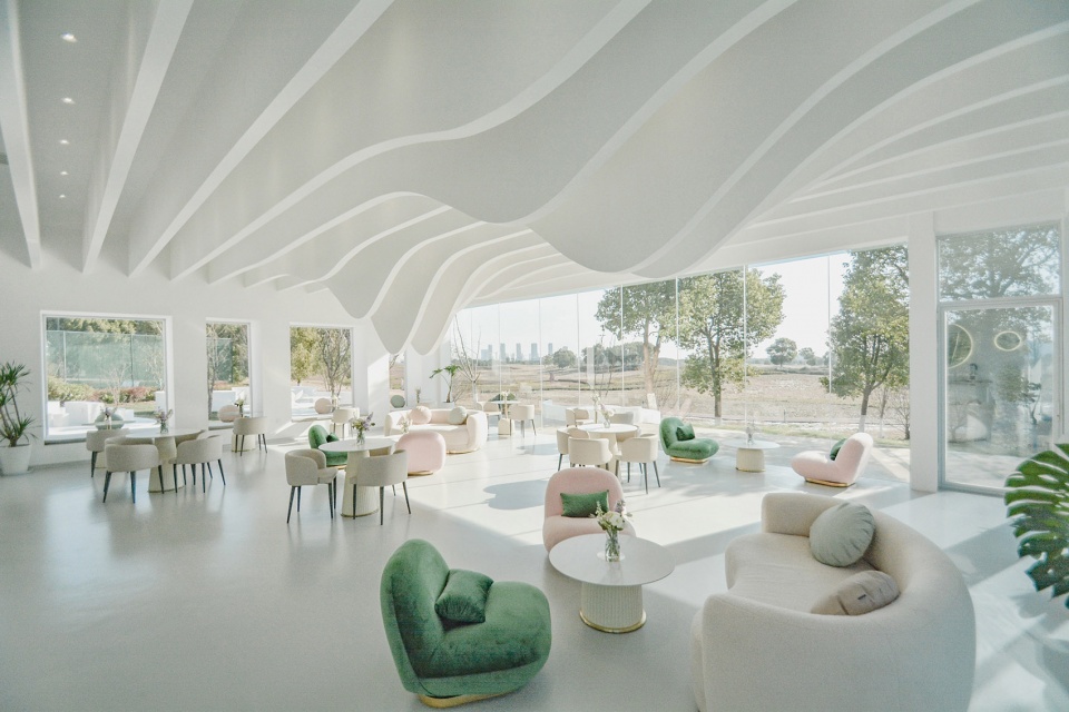 Suzhou Bay Sports Park supporting building LIM Cafe Parallect Design