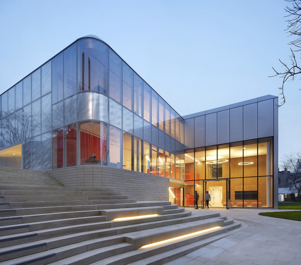 William Doo Undergraduate Centre and the Dr Lee Shau Kee Building architects AL A