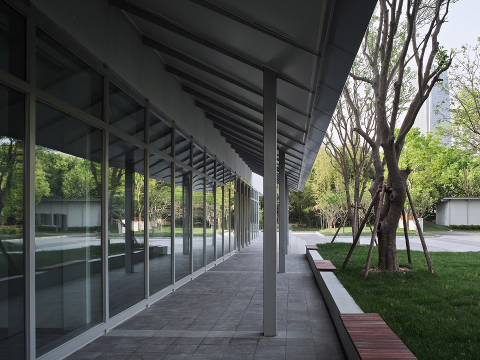 Renovation of Shanghai Westbund headquarter building HCCH Studio