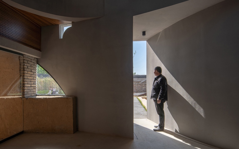 Library in Ruins ATELIER XI