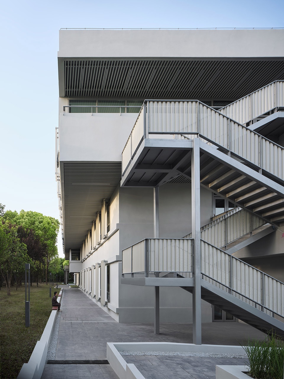 Renovation of Shanghai Westbund headquarter building HCCH Studio