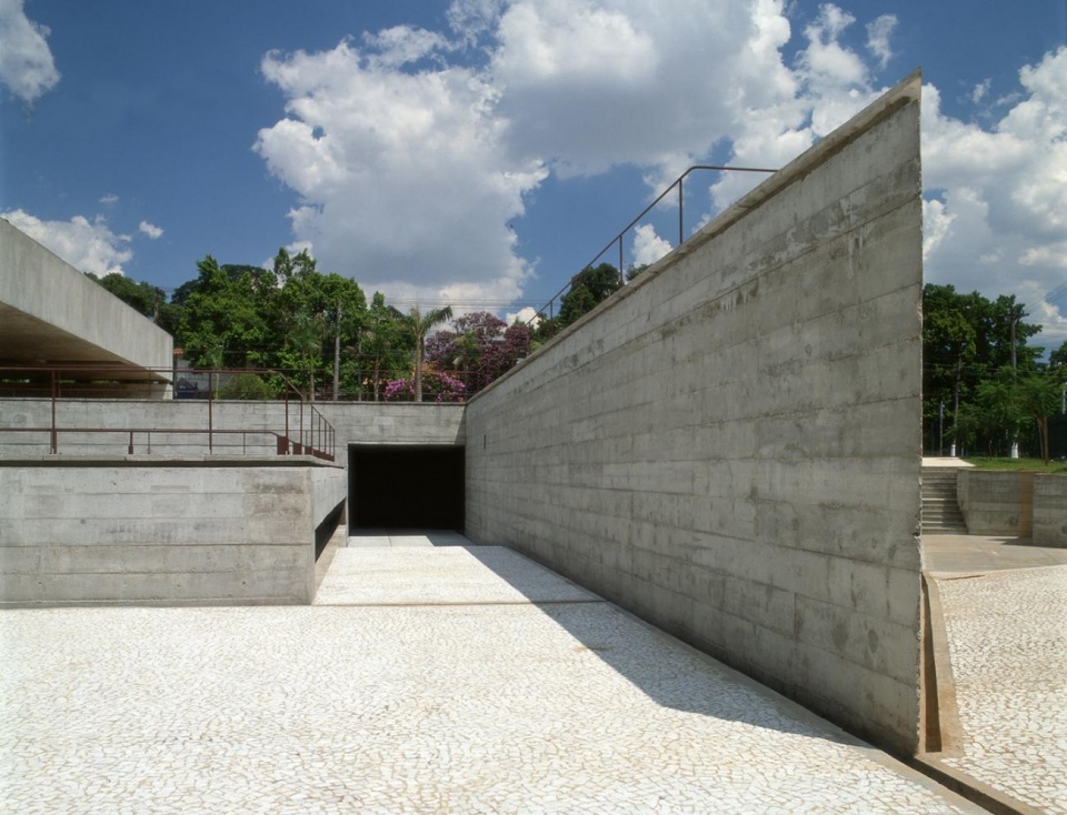 commemorate Paulo Mendes da Rocha