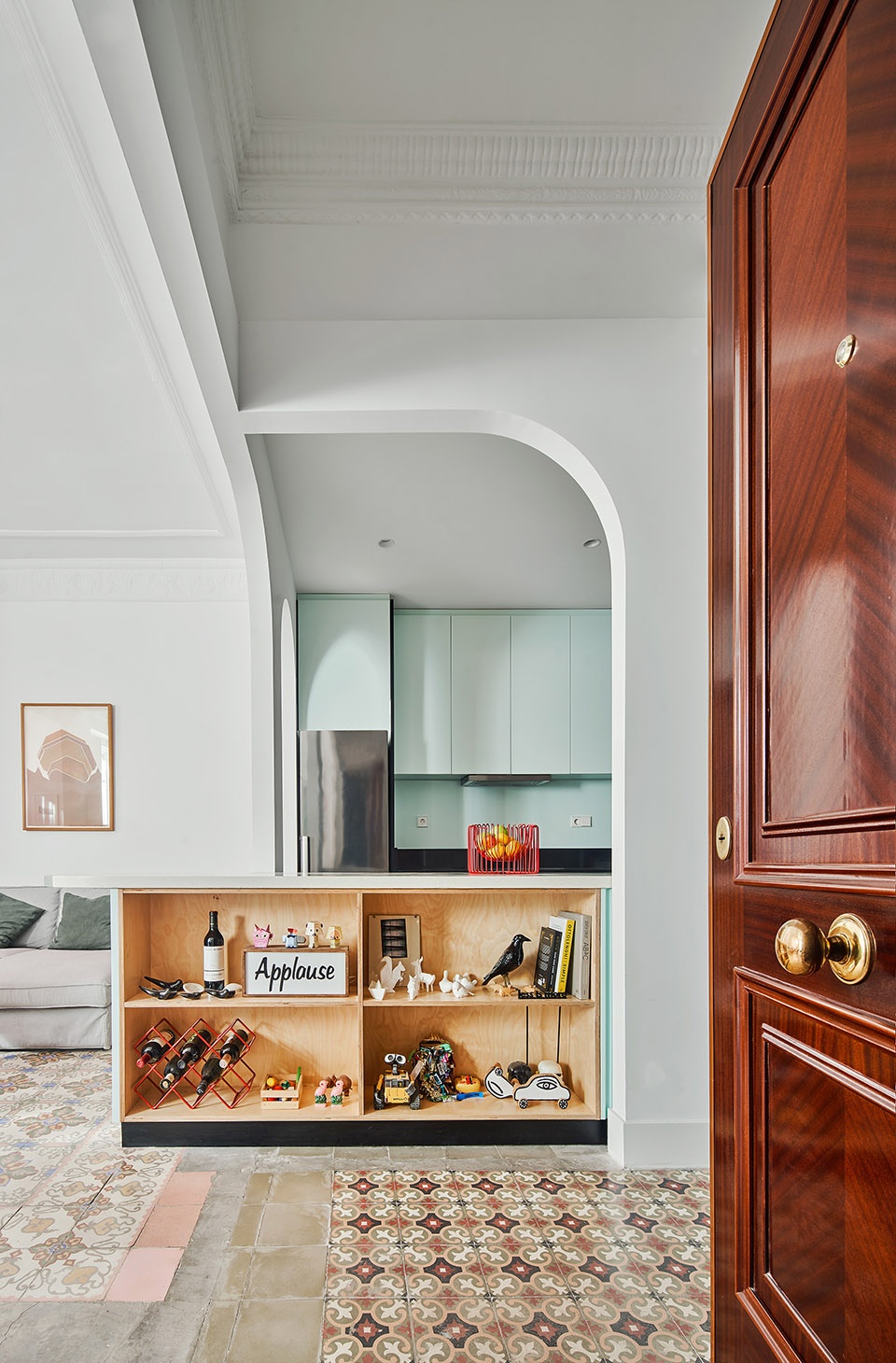 jesusas valencia by bodegon cabinet