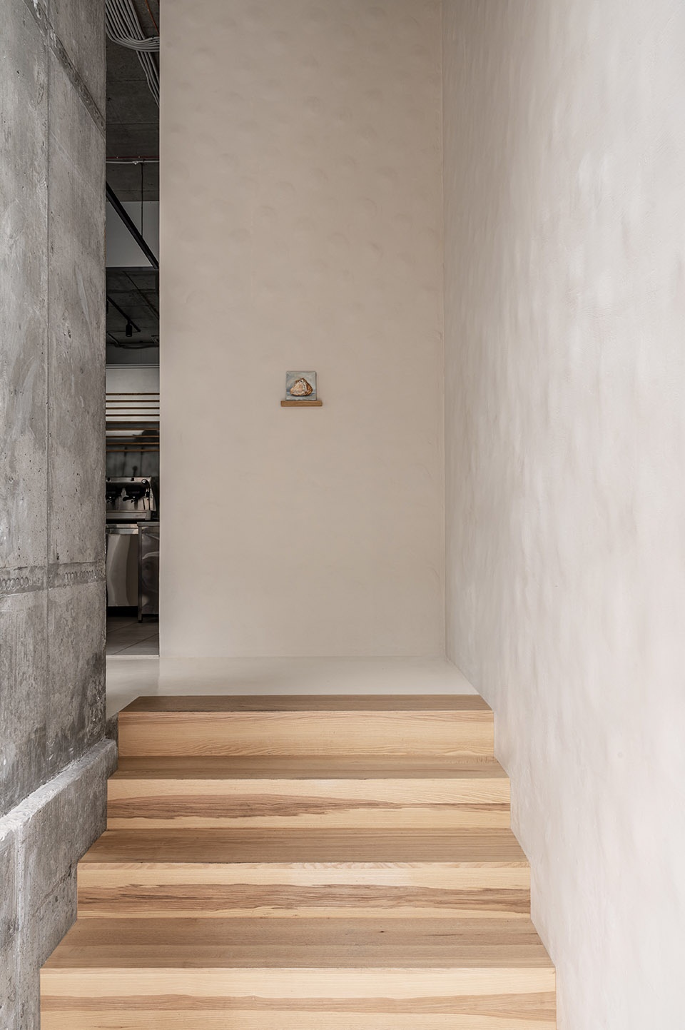 istetyka a living kyiv based eatery by yakusha design studio