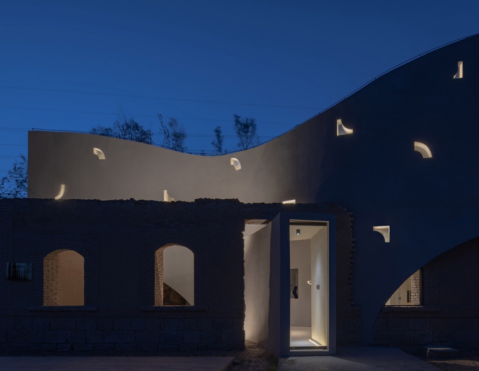 Library in Ruins ATELIER XI