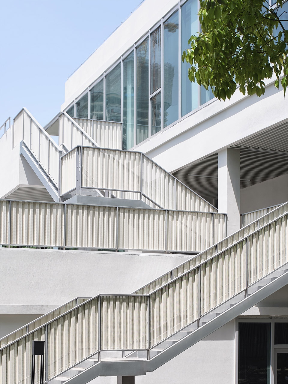 Renovation of Shanghai Westbund headquarter building HCCH Studio