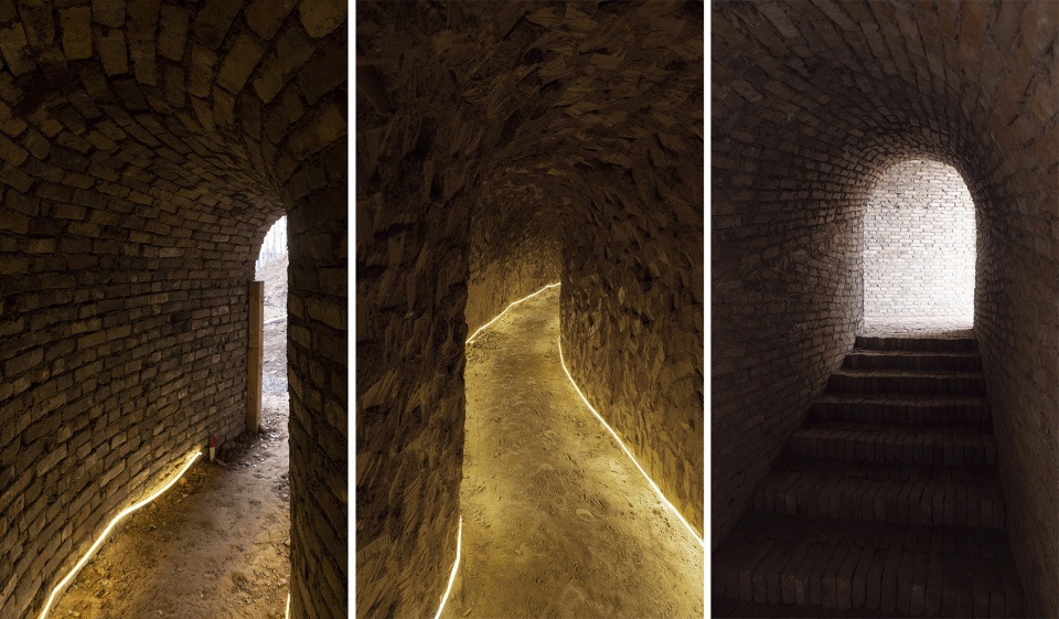 a Library in Ruins ATELIER XI