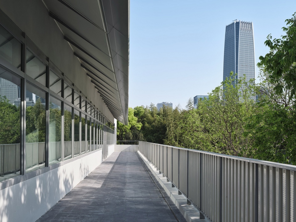 Renovation of Shanghai Westbund headquarter building HCCH Studio
