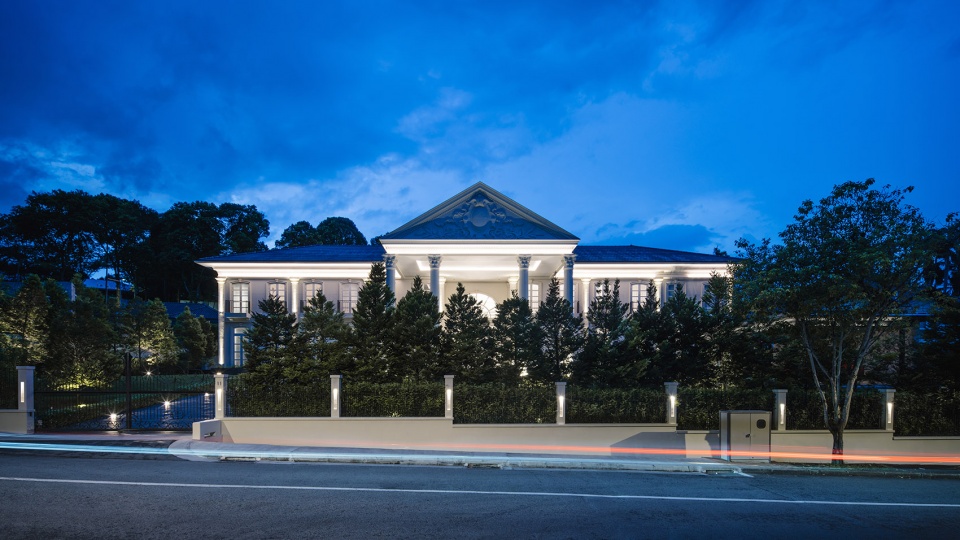 the grand house singapore by aamer architects