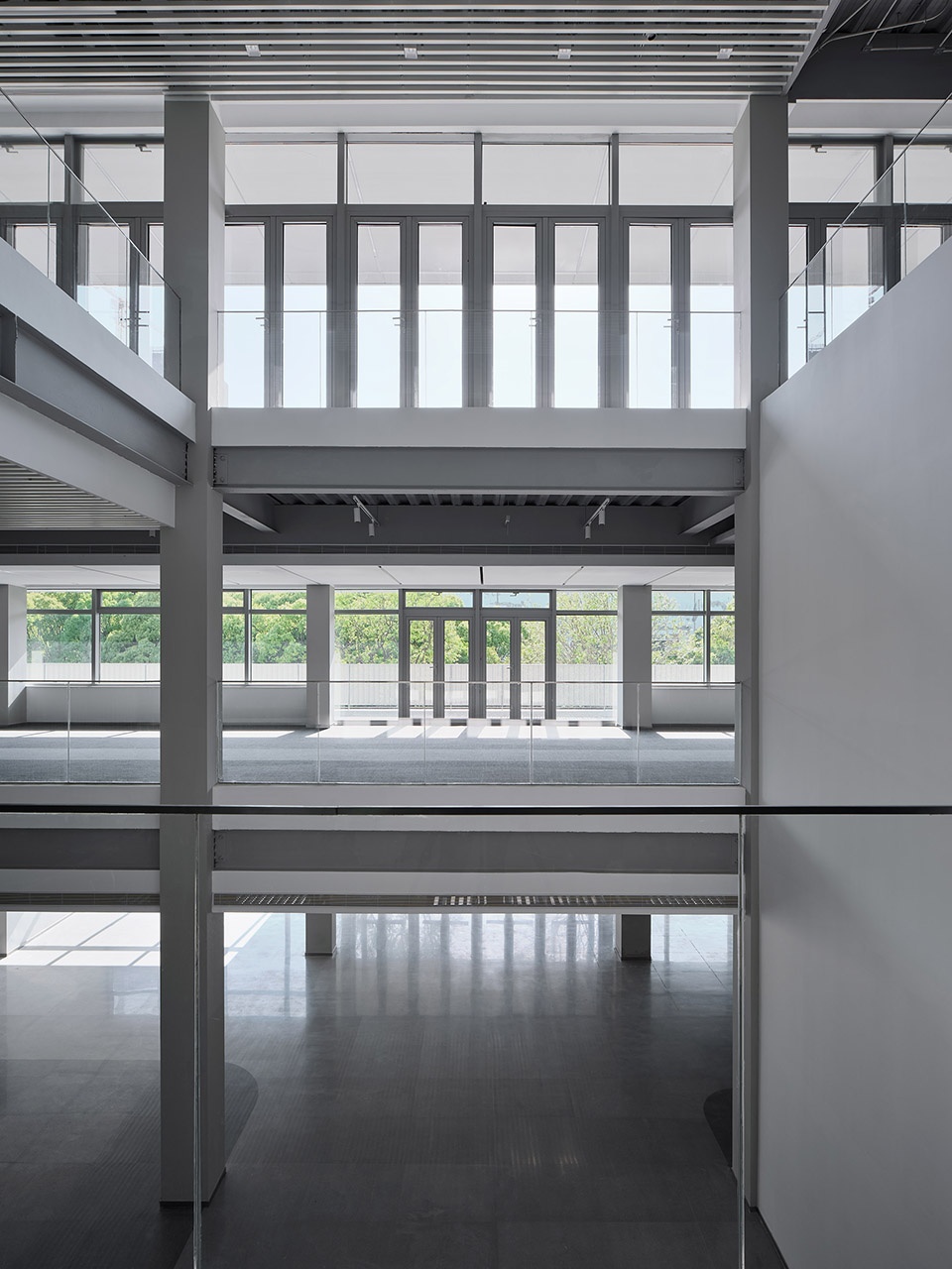 Renovation of Shanghai Westbund headquarter building HCCH Studio