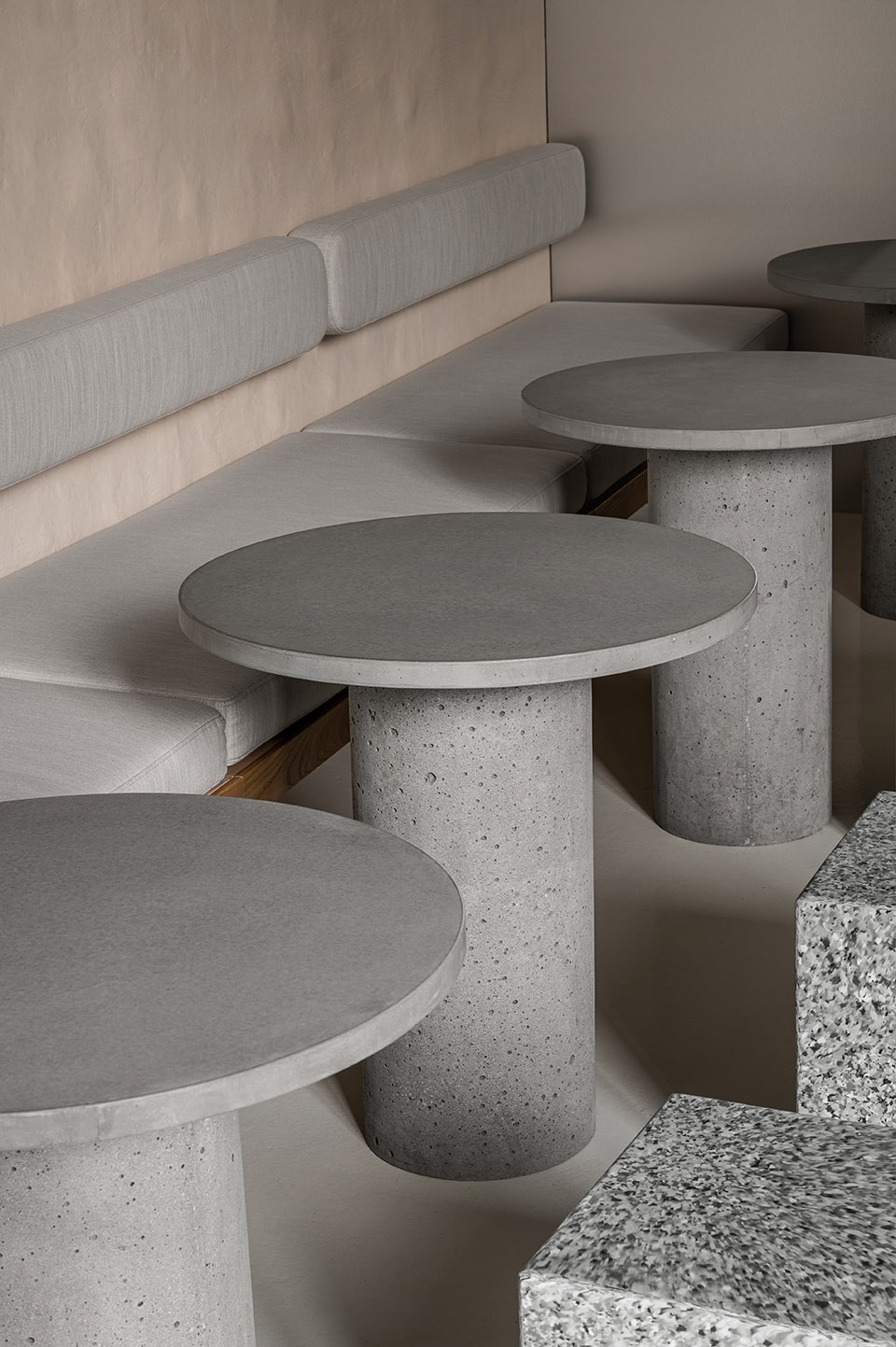 istetyka a living kyiv based eatery by yakusha design studio