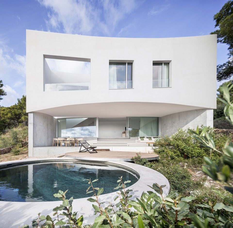 CURVED HOUSE by NOMO STUDIO