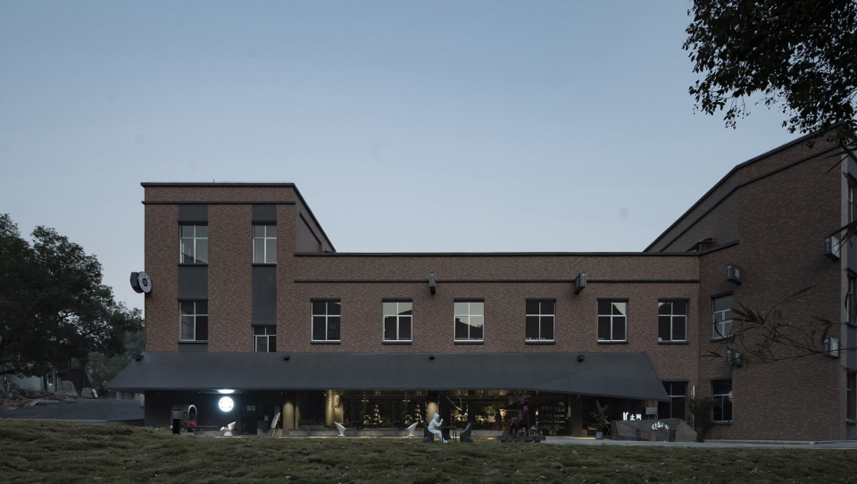 Zhijian bookstore China by SMY Space Interior Design Studio