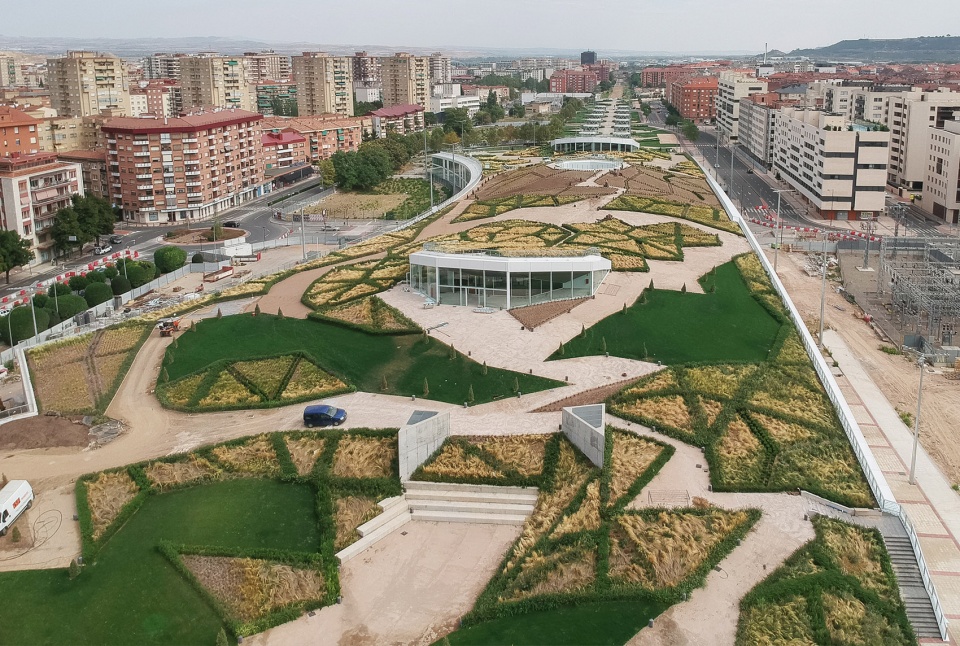 Intermodal Station Urban Design and Felipe VI Park by Abalos Sentkiewicz AS