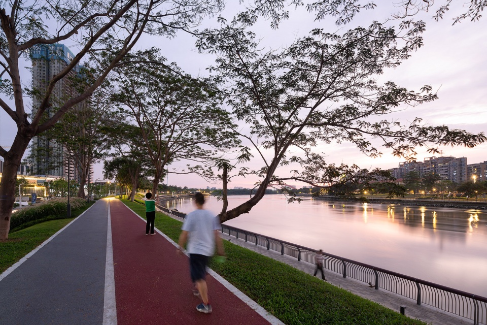 dongguan three rivers and six banks waterfront demonstration section project phase i project longwan section by dongda shenzhen design co...