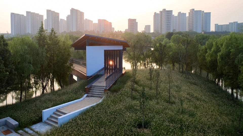 pedestrian bridge of tan jiawan agricultural site park in wuzhen by atelier beeeed zhejiang af university landscape architecture institute