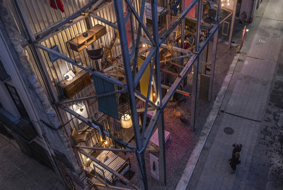 “HABITARE” OR A HOME WITHOUT A HOUSE by Bayona Studio