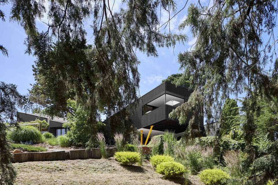 kyneton house by mrtn architects