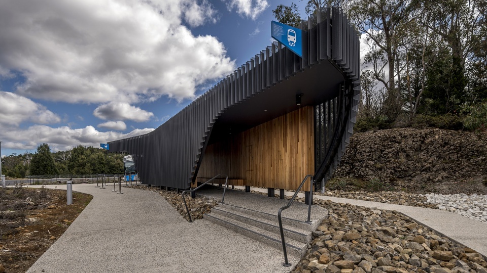 CRADLE MOUNTAIN VISITOR CENTRE by Cumulus
