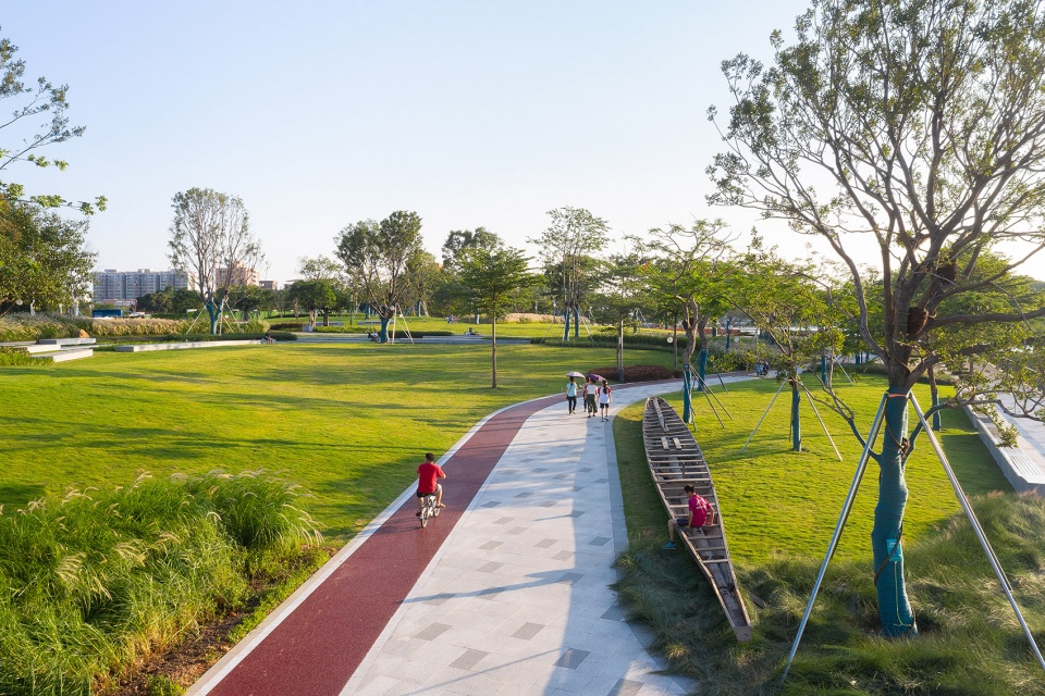 dongguan three rivers and six banks waterfront demonstration section project phase i project longwan section by dongda shenzhen design co...