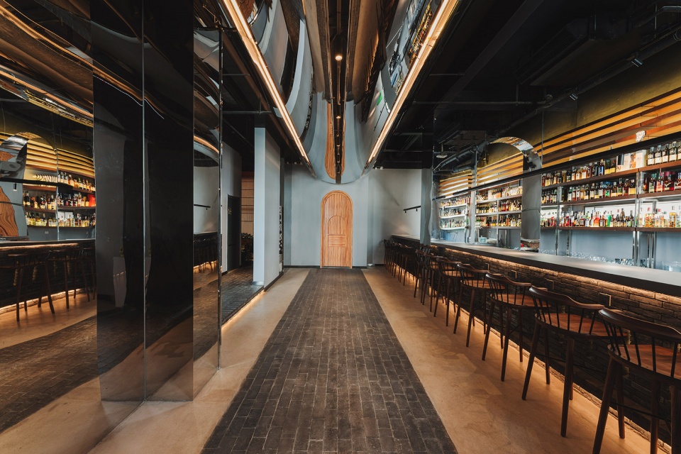 hui whisky cocktail bar china by zen in architects