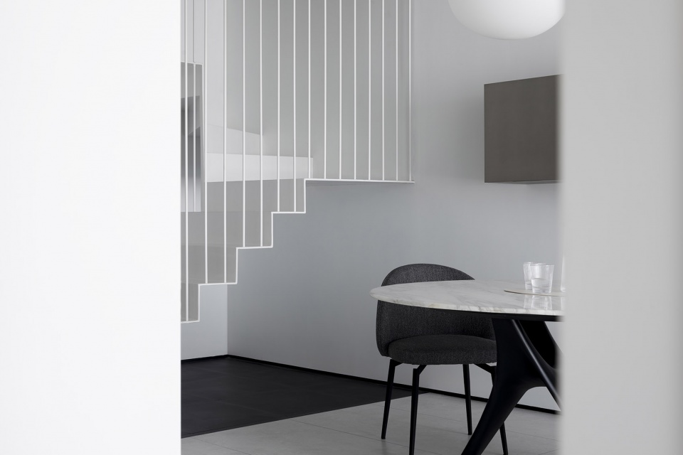 Linear Staircase House China by WUY ARCHITECTS