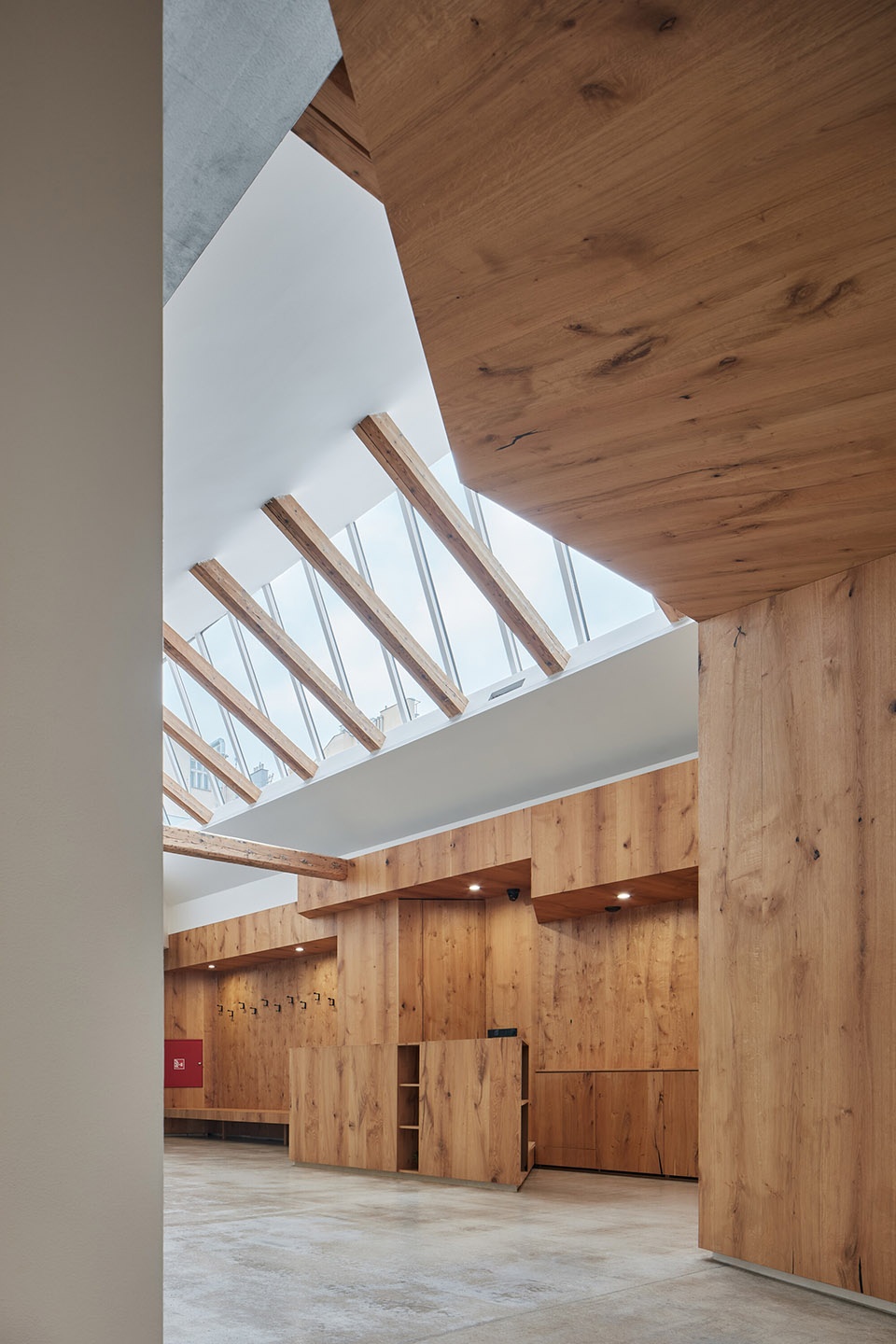 Yoga Garden Art Gallery Brno by RO AR Szymon Rozwalka architects