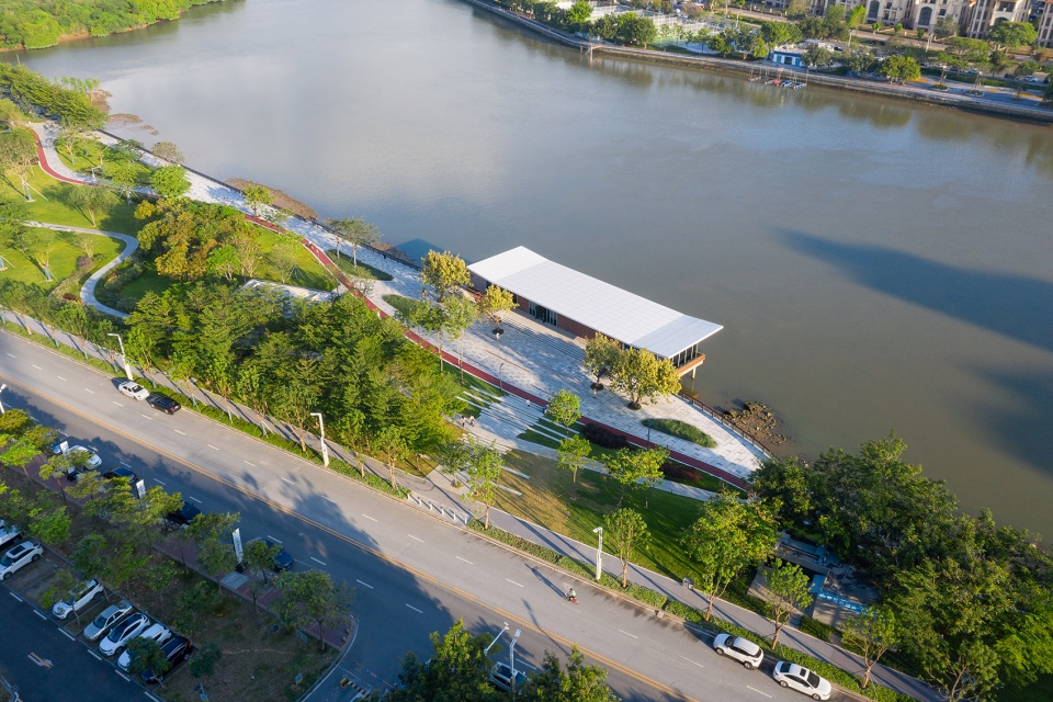 dongguan three rivers and six banks waterfront demonstration section project phase i project longwan section by dongda shenzhen design co...