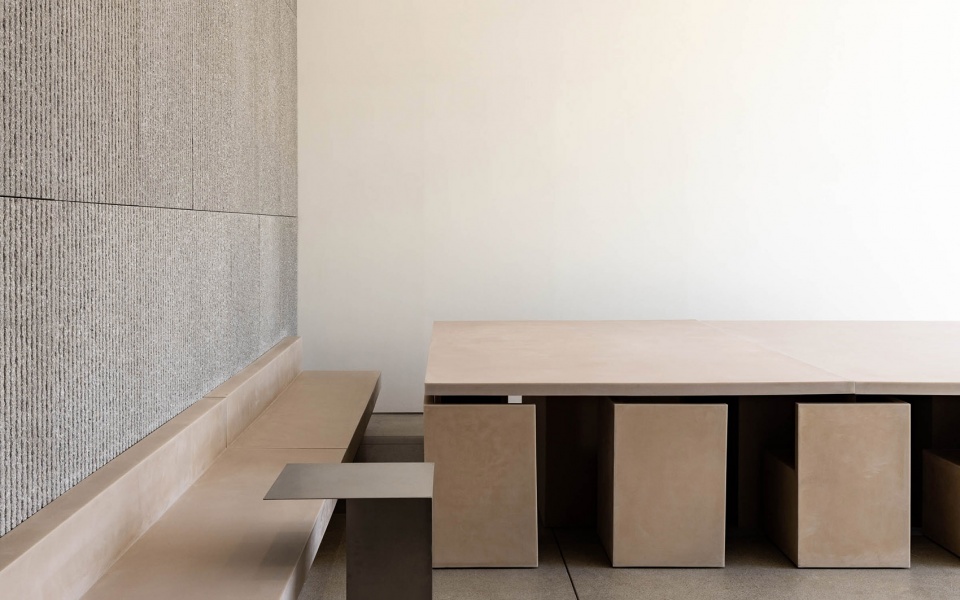 monoha shop cafe and gallery by creative studio unravel