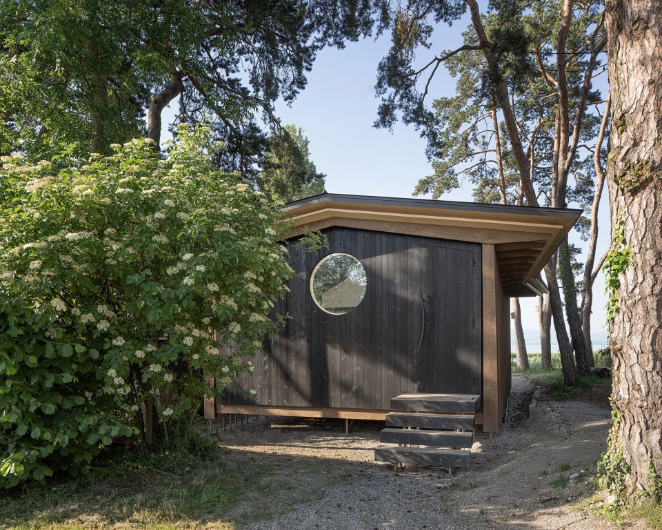 la maison de lile aux oiseaux by localarchitecture