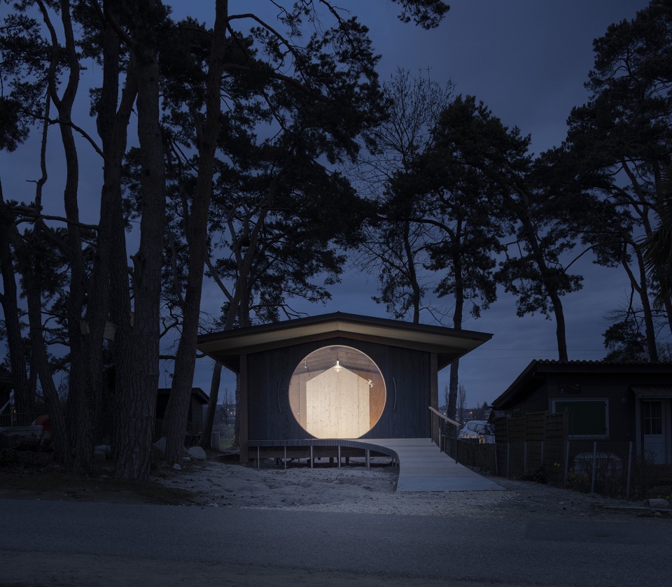 la maison de lile aux oiseaux by localarchitecture