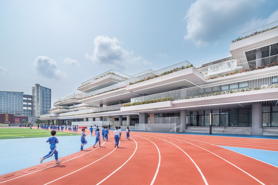 experimental school affiliated to longhua educational science institute china by shenzhen capol international associatesco ltd