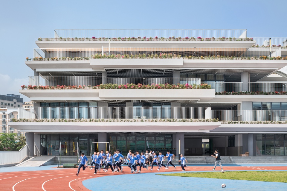 experimental school affiliated to longhua educational science institute china by shenzhen capol international associatesco ltd