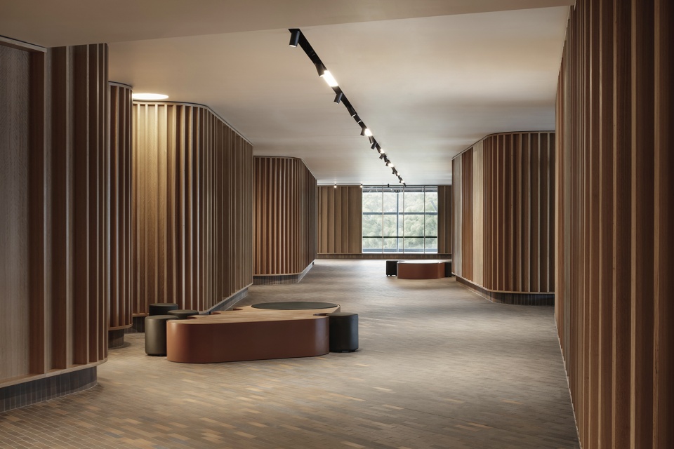 mercedes benz lifestyle by jackson clements burrows architects