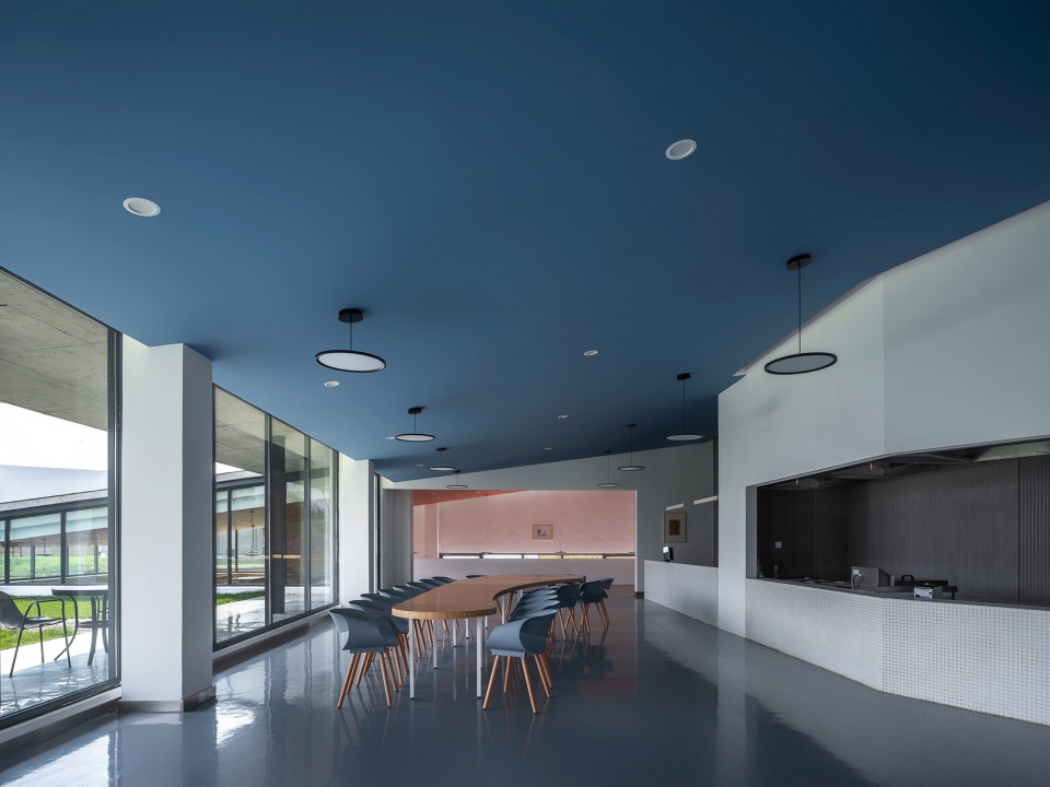 Organic Restaurant in Shimen Town China by ALL Studio