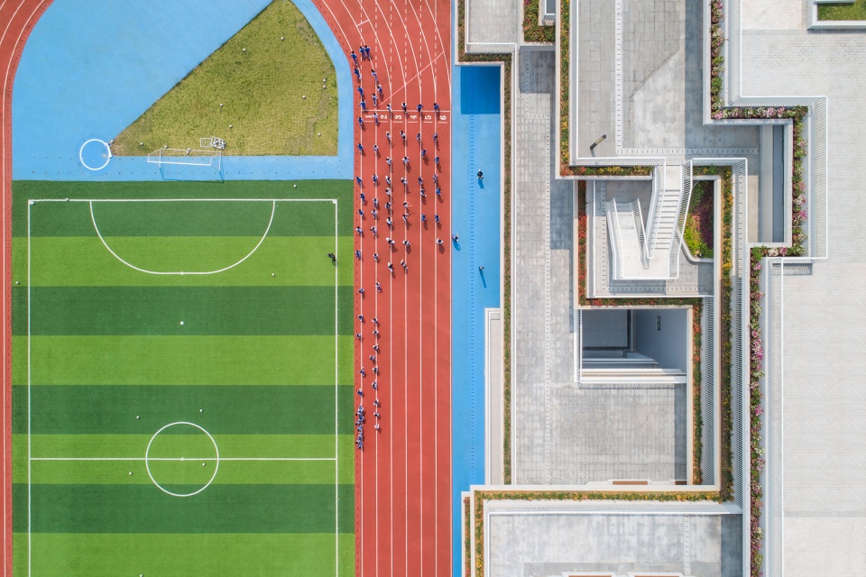 experimental school affiliated to longhua educational science institute china by shenzhen capol international associatesco ltd