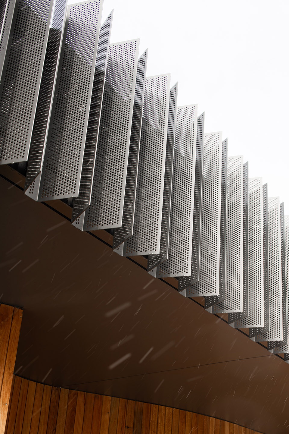 CRADLE MOUNTAIN VISITOR CENTRE by Cumulus