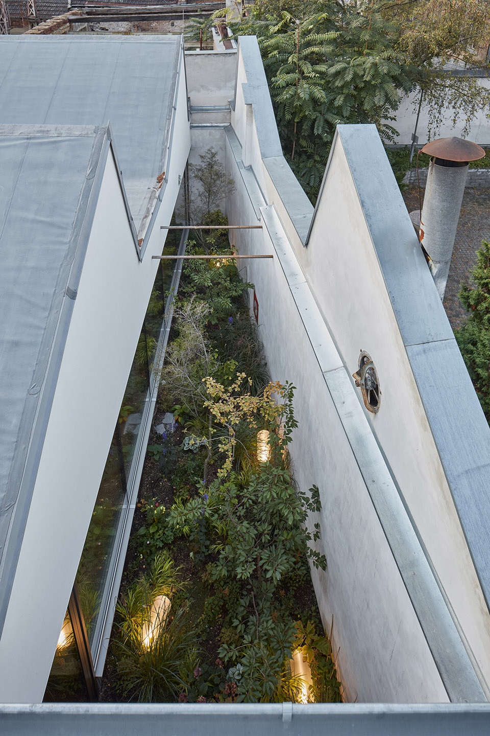 Yoga Garden Art Gallery Brno by RO AR Szymon Rozwalka architects