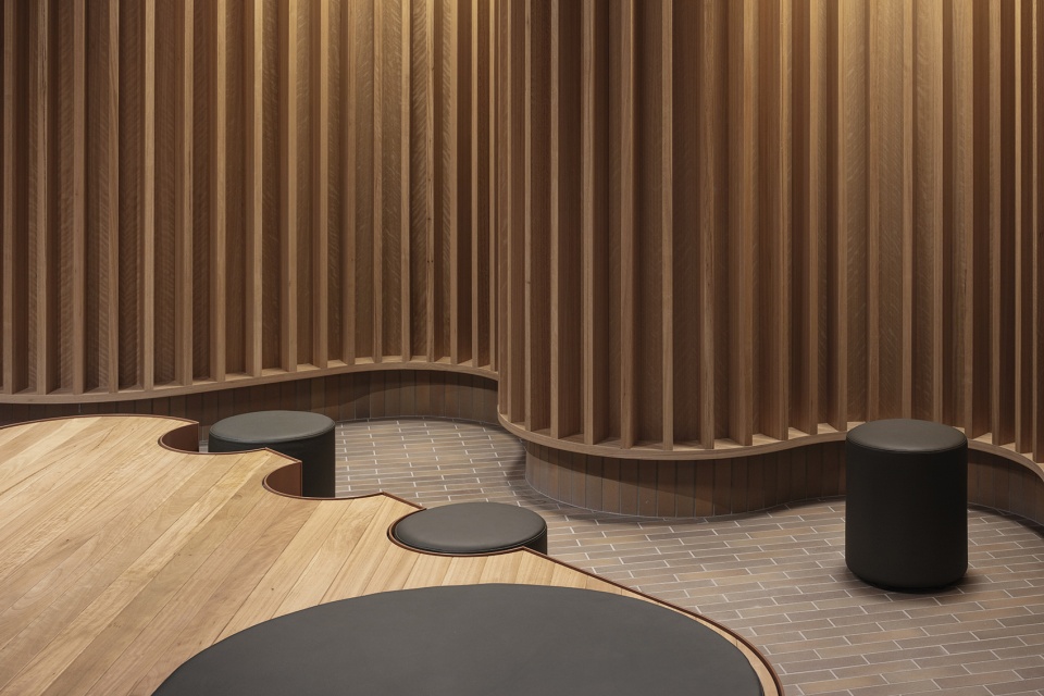 mercedes benz lifestyle by jackson clements burrows architects