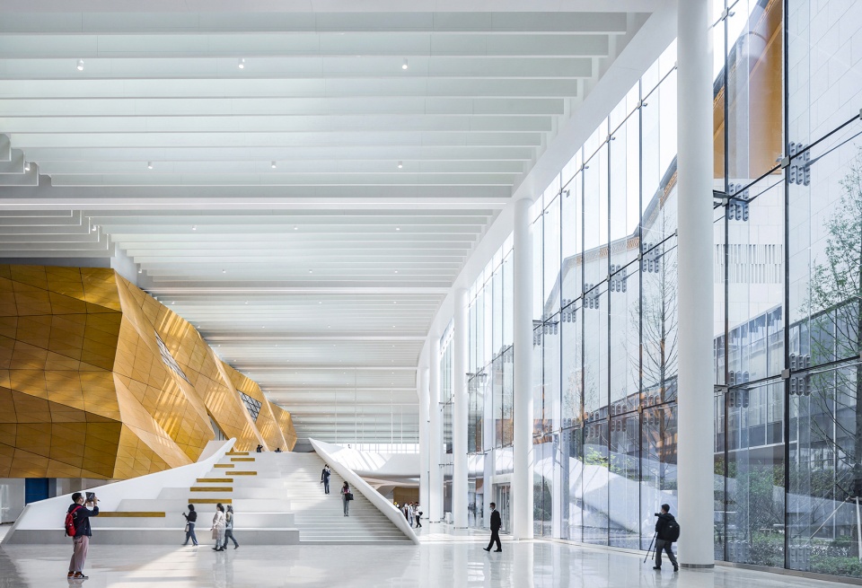 Suzhou Second Workers Cultural Palace by ARTS Group Co Ltd
