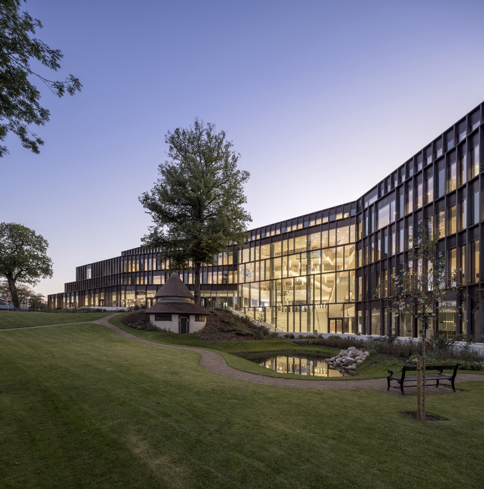 carlsberg central office by cf moller architects