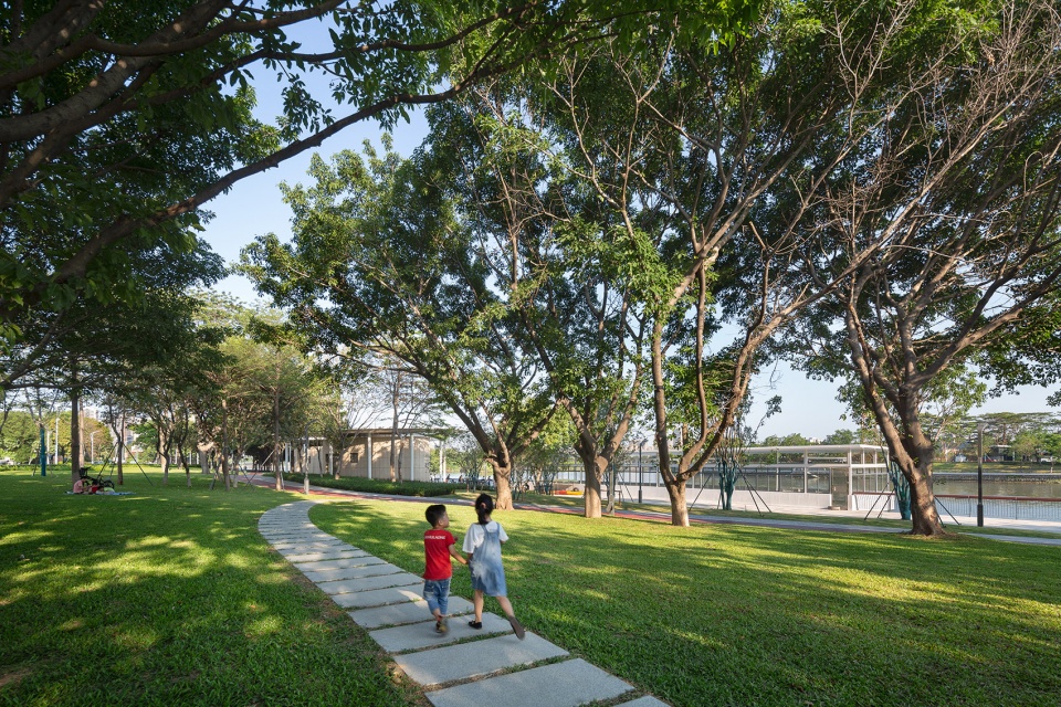 dongguan three rivers and six banks waterfront demonstration section project phase i project longwan section by dongda shenzhen design co...