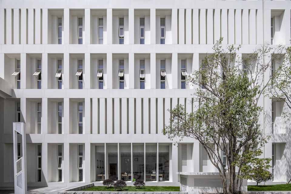 yinan library and archives china by 7 studio of school of architecture at cafa puyu studio