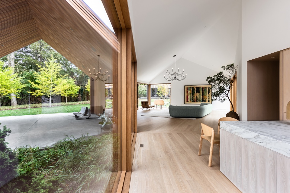 six square house by young projects