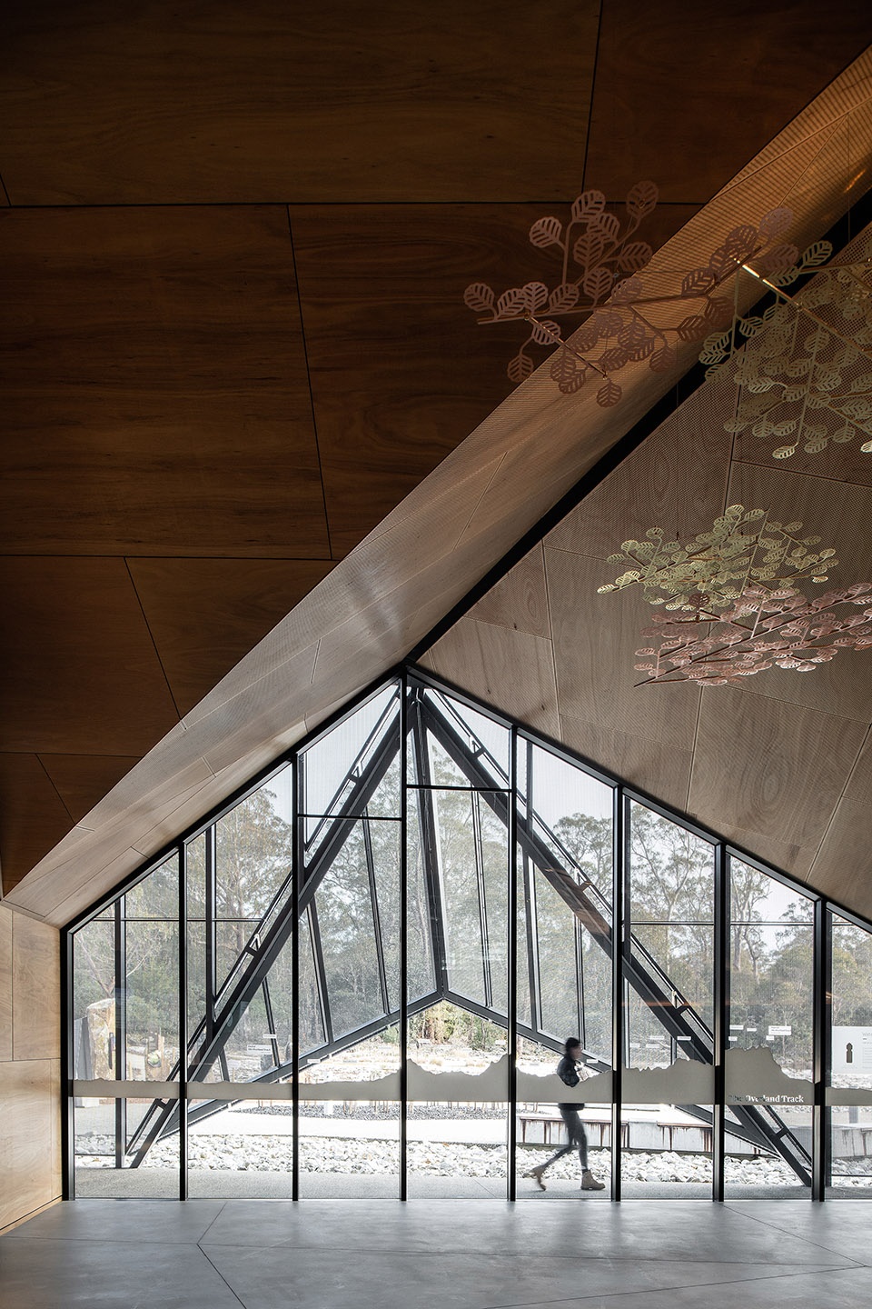 CRADLE MOUNTAIN VISITOR CENTRE by Cumulus