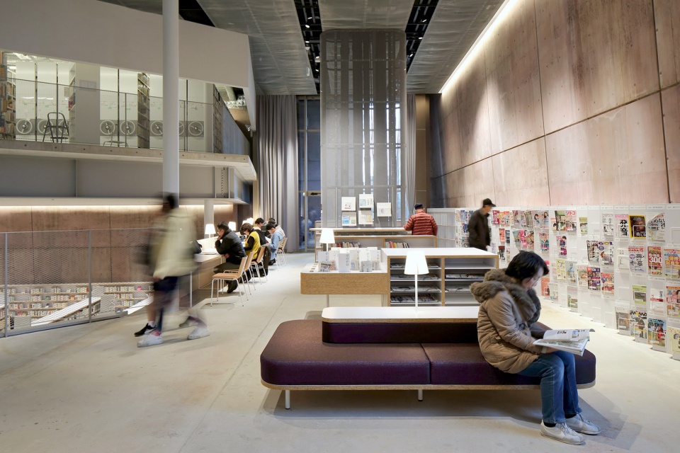 Matsubara Civic Library by MARU architecture