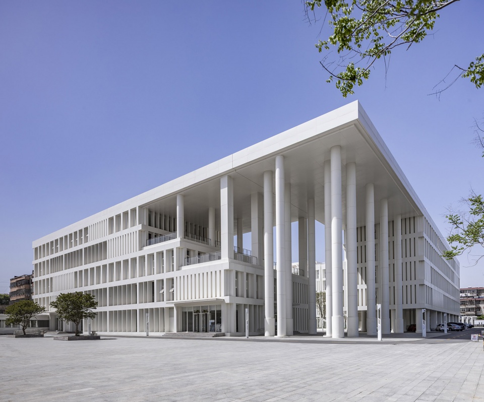 yinan library and archives china by 7 studio of school of architecture at cafa puyu studio