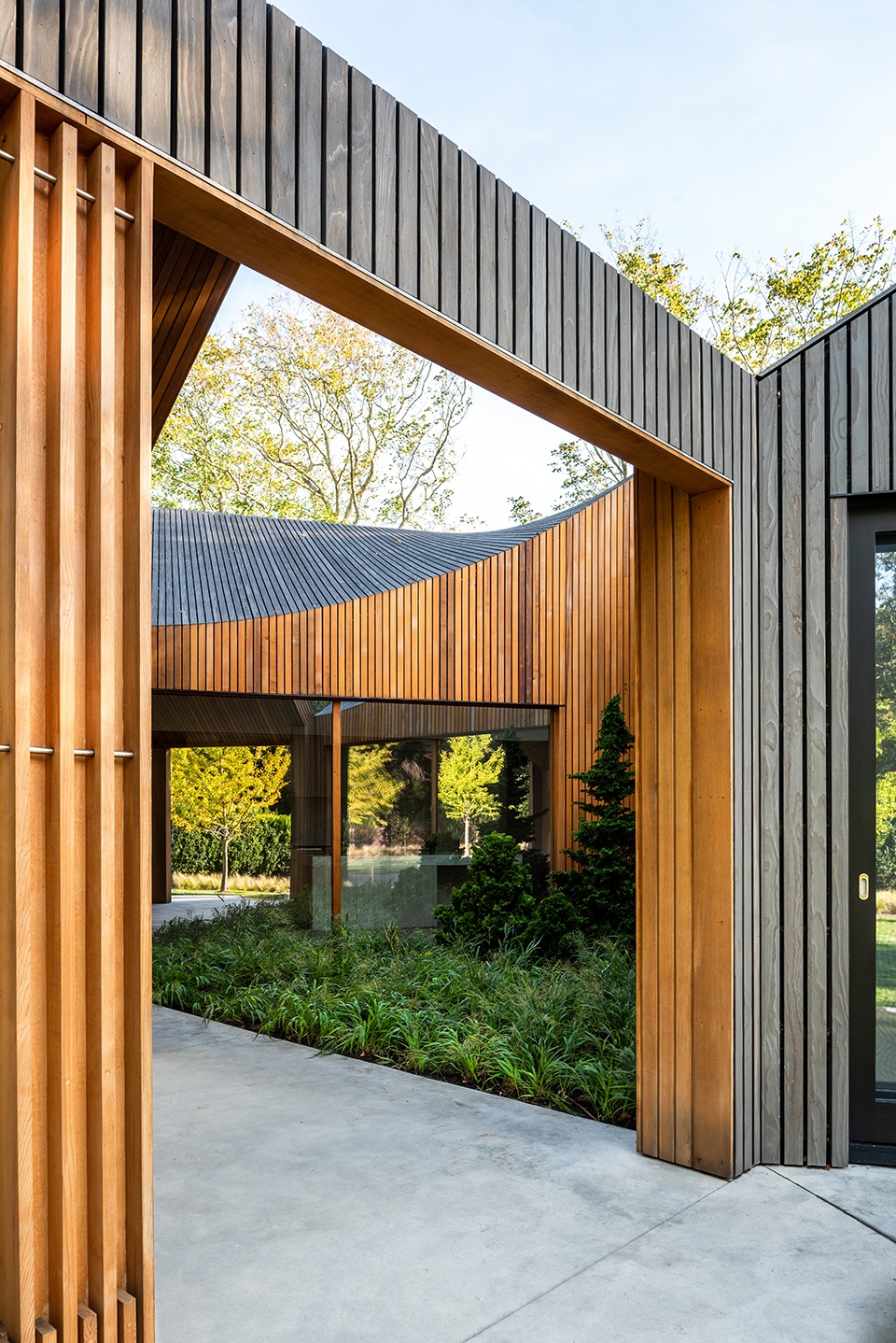 six square house by young projects