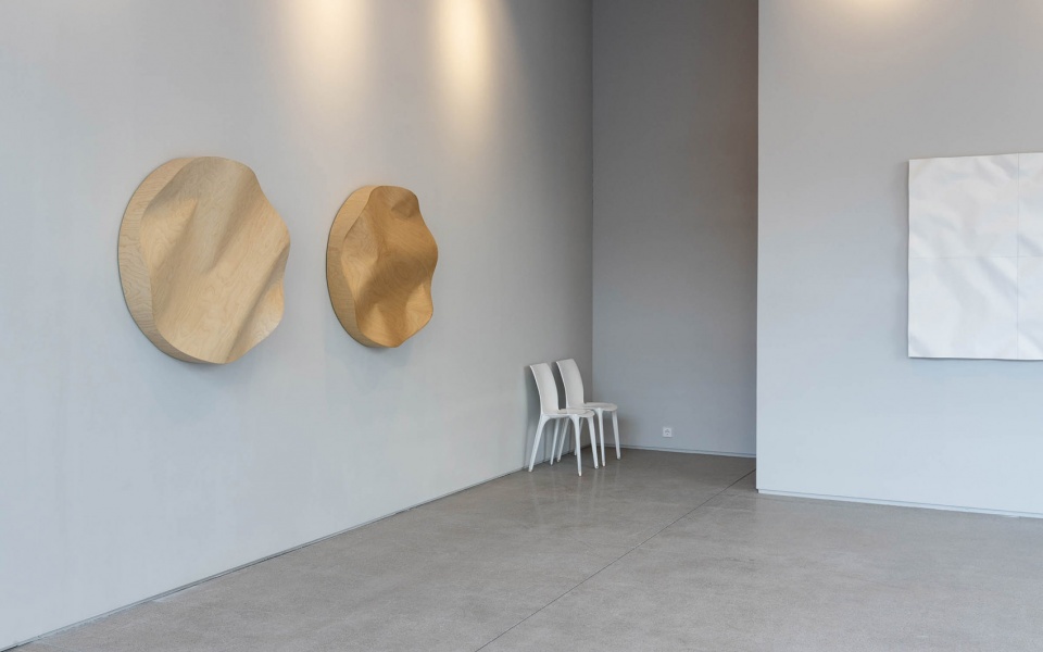 monoha shop cafe and gallery by creative studio unravel