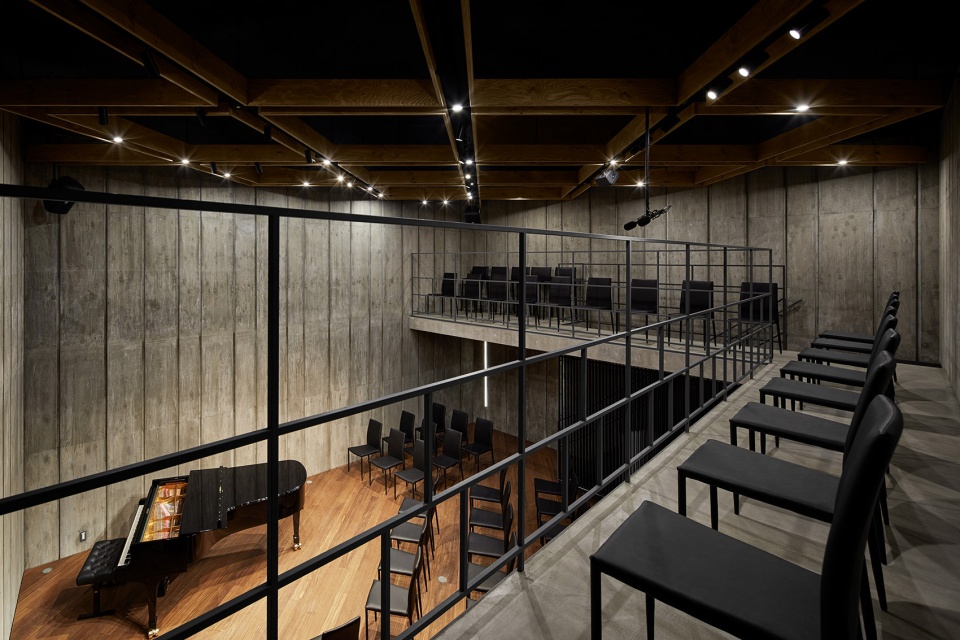 Maly Koncert by Ryo Otsuka Architects